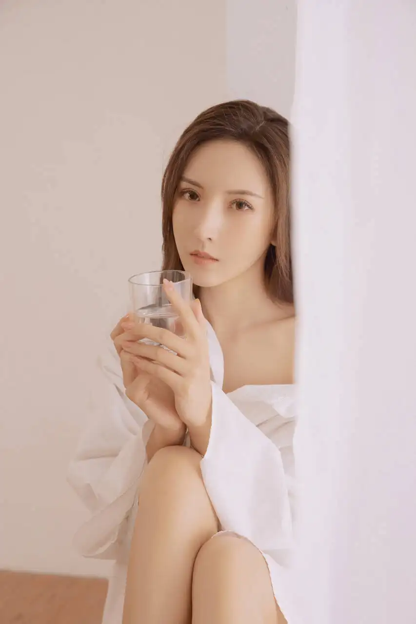 昆明贵阳私人伴游幼师费费子