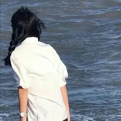 昆明伴游女生武映颖的资料